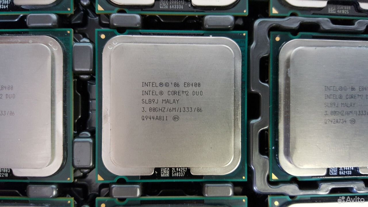 Процессор интел коре дуо. Core 2 Duo e8400. Intel Core 2 Duo e8400 lga775, 2 x 3000 МГЦ. Intel Core 2 Duo e8500 OEM. Intel(r) Core(TM)2 Duo CPU e8400 @ 3.00GHZ 3.00 GHZ.