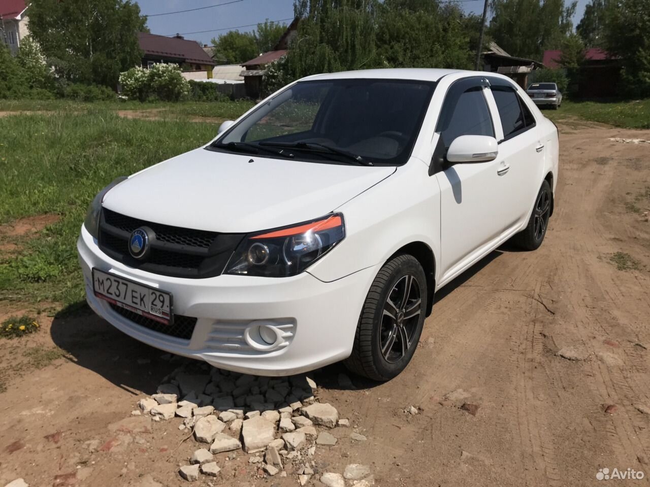 Джили ижевск. Geely gc6 2015. Geely gc6 тюнинг на 16 дисках фото.