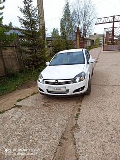 Opel Astra 1.8 МТ, 2012, 98 000 км