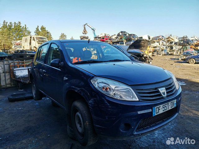 Часть кузова Renault Sandero