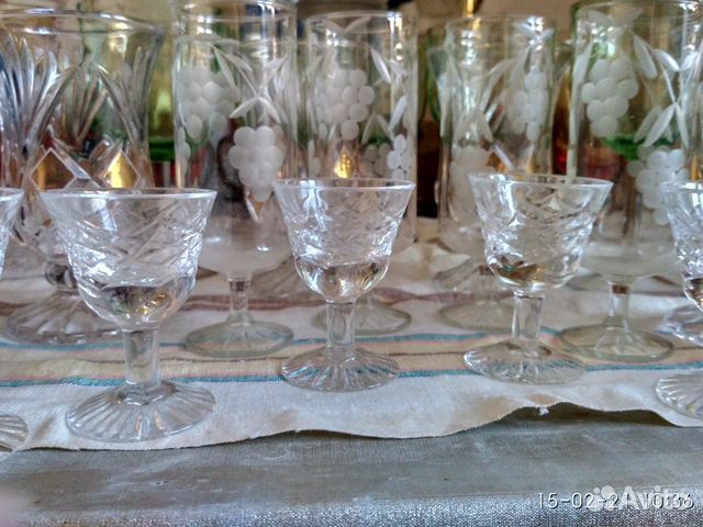 Фужеры И хрустальные рюмки и другое