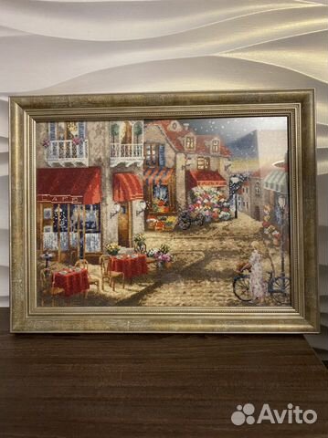 Готовая вышивка крестом в деревянной раме