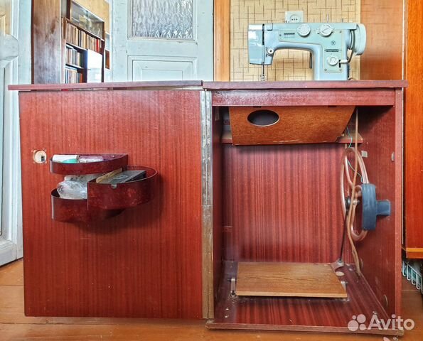 Швейная машинка 