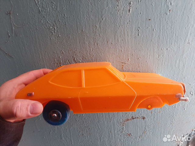 Машинка пласмассовая из СССР