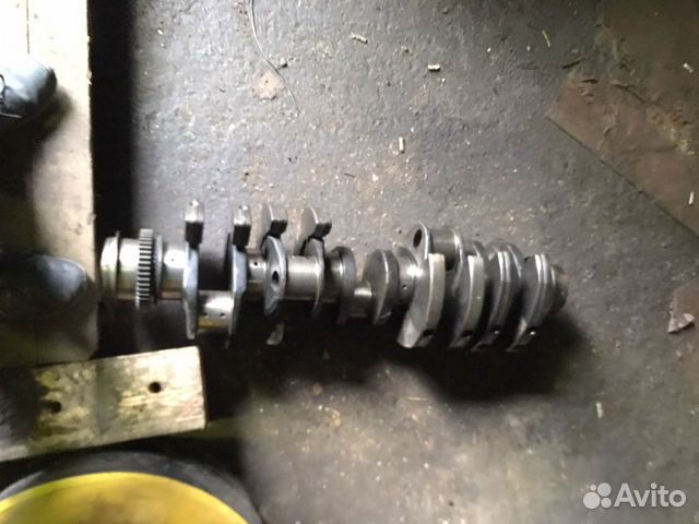 Коленвал Isuzu 10pe1, 10pd1