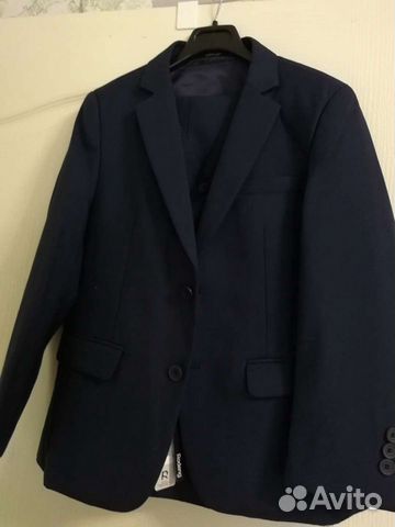 Костюм на мальчика, тройка, р.122, т.сини