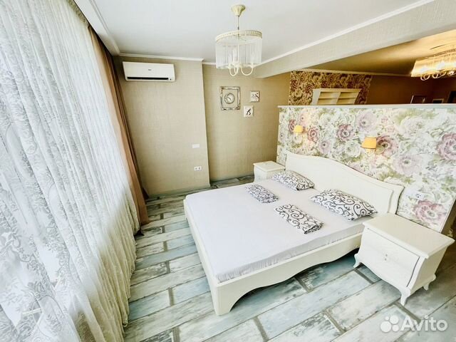 

Квартира-студия, 70 м², 2 кровати