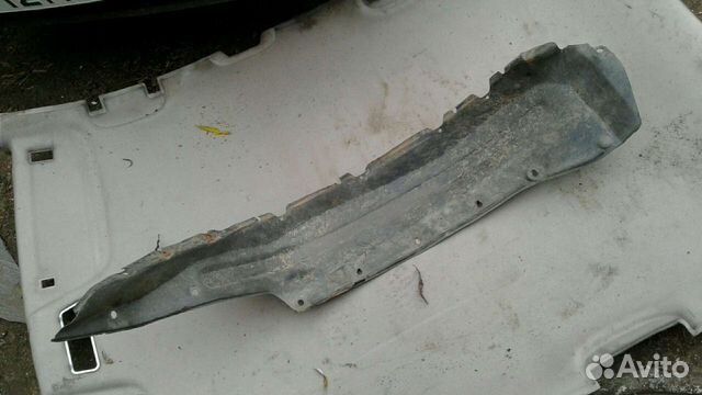 Подкрылок Мицубиси паджеро 2