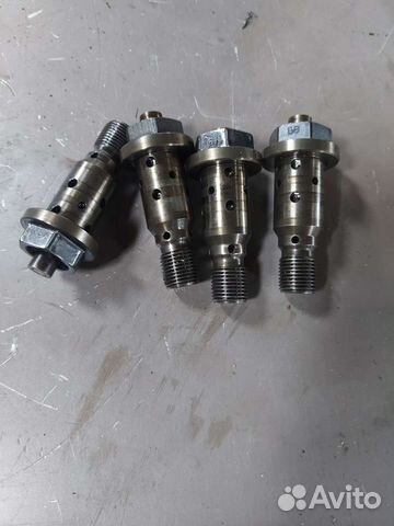 Болт распредвала на Mercedes m272 m273