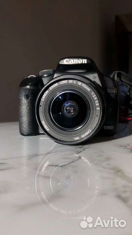 Зеркальный фотоаппарат