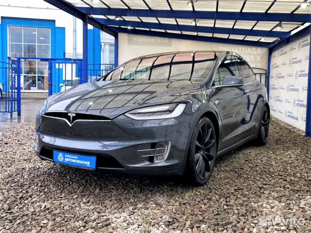 Tesla Model X `2016