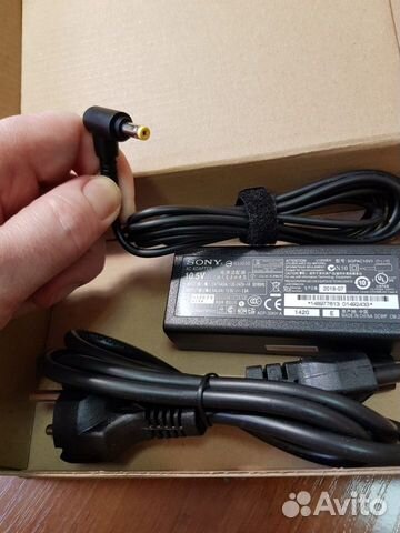 Зарядка для ноутбука Sony 10.5V 2.9A (20W) 4.8x1.7