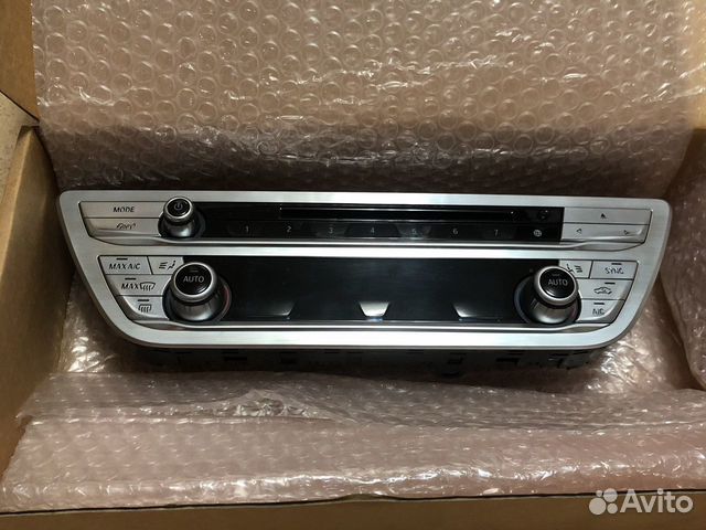 BMW 7-Series Панель управления радиоприемником