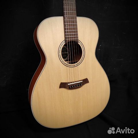 Baton Rouge X81S/OM гитара полностью из массива