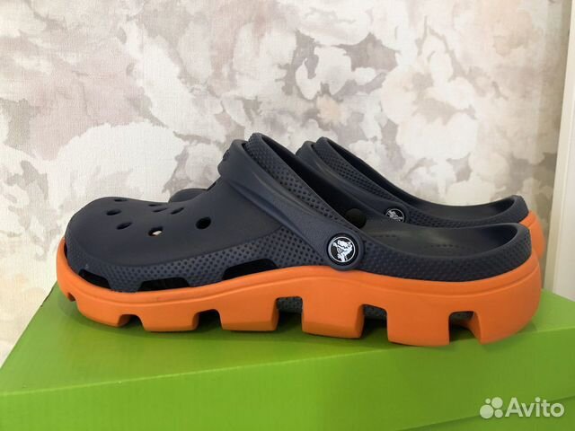 crocs duet sport