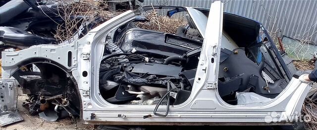 Левая передняя четверть Ниссан Альмера G15