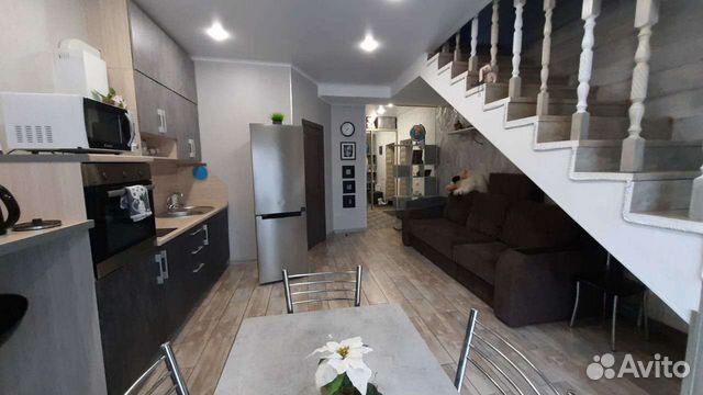 

2-к. таунхаус, 90 м²