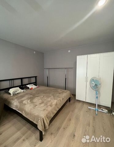 

1-к. квартира, 40 м², 4/10 эт.