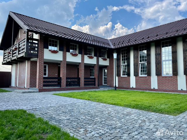 

8-к. дом, 450 м²