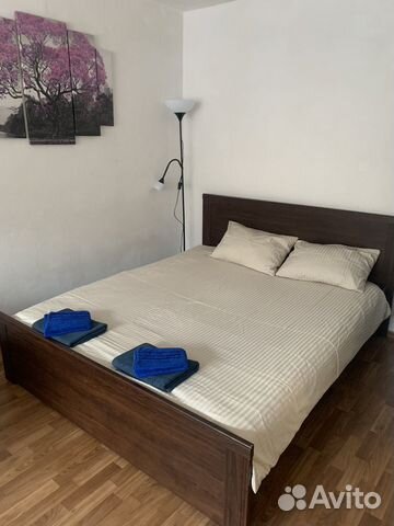 

1-к. квартира, 32 м², 1/4 эт.