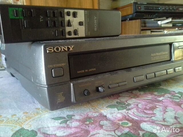 Видеомагнитофон Sony SLV-P116