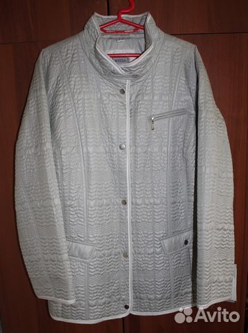 Ветровка Wega. Новая. Размер 56 русс Ветровка Wega. Новая. Размер 56 русс