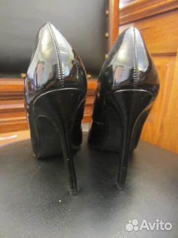 Новые кожаные туфли Новые кожаные туфли