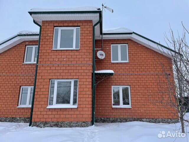 

4-к. коттедж, 250 м²
