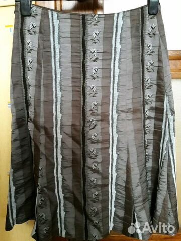 Костюм с юбкой