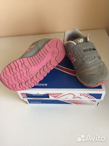 Кроссовки new balance серые б/у, 23,5 р-р Кроссовки new balance серые б/у, 23,5 р-р