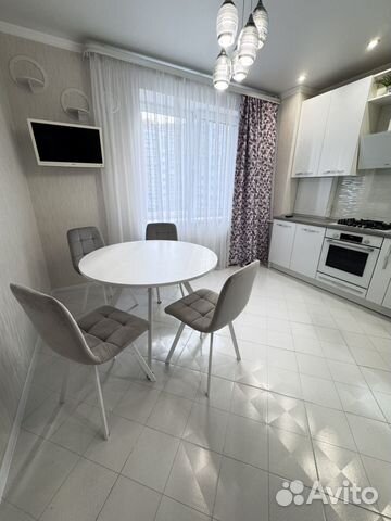 

2-к. квартира, 64 м², 2 кровати