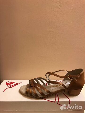 Танцевальные туфли Танцевальные туфли