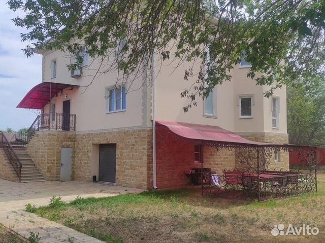 

4-к. дом, 370 м²
