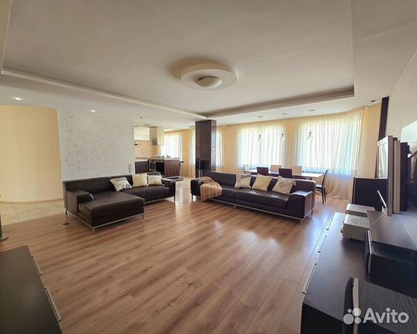 

3-к. квартира, 170 м², 2 кровати
