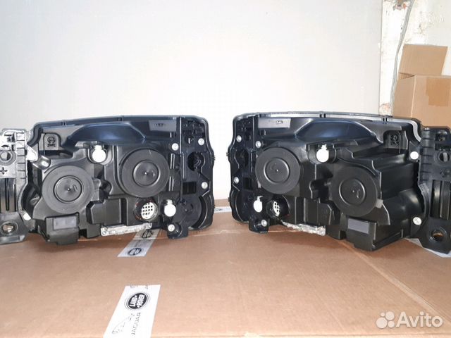 Фары Land Rover Discovery 4 новые