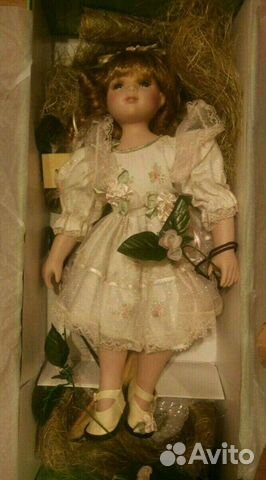 Коллекционная фарфоровая кукла ручной работы.Новая