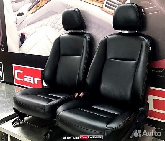 Сиденья новые чёрная кожа Toyota Camry v50 Сиденья новые чёрная кожа Toyota Camry v50