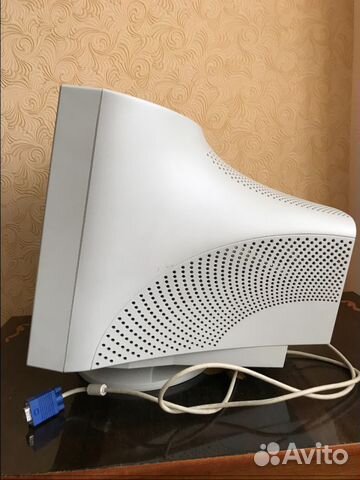Монитор SAMSUNG SyncMaster 753DFX