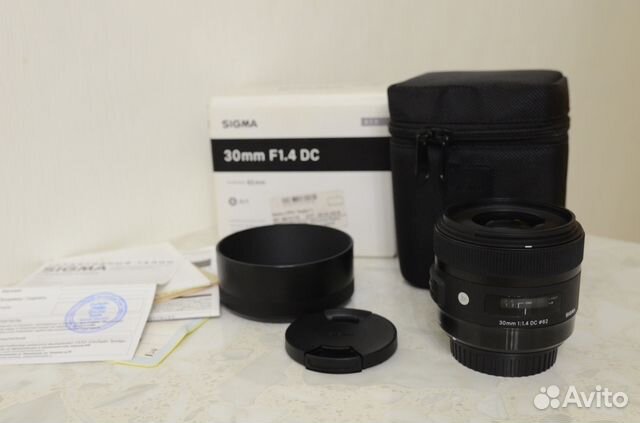 Sigma 30mm f/1.4 DC HSM Art на Canon