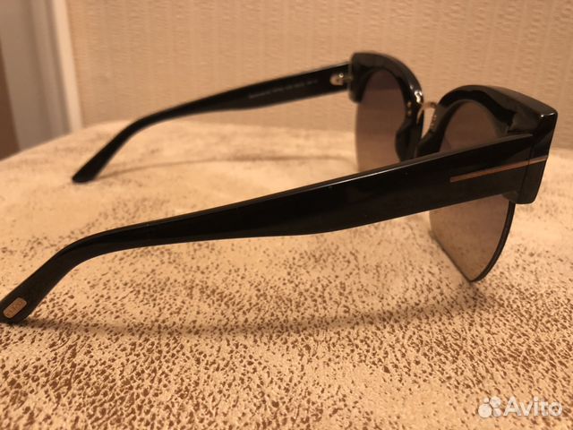 Солнцезащитные очки TOM ford