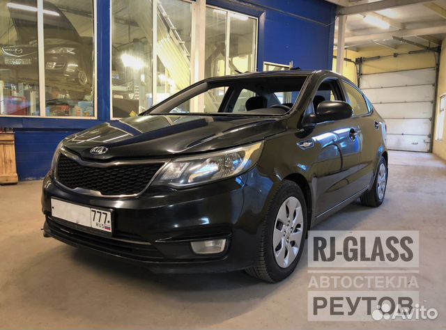 Лобовое стекло на Хендай Солярис / Киа Рио. Зaменa Лобовое стекло на Хендай Солярис / Киа Рио. Зaменa