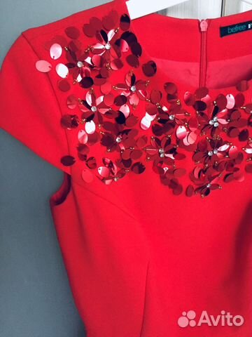 Красное платье с вышивкой befree Красное платье с вышивкой befree