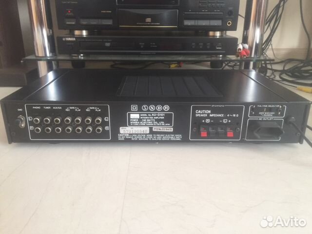 Усилитель Sansui AU-D101 Усилитель Sansui AU-D101
