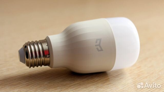 Xiaomi Yeelight LED умная светодиодная лампочка Xiaomi Yeelight LED умная светодиодная лампочка