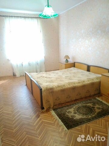 2-к квартира, 85 м², 1/10 эт.