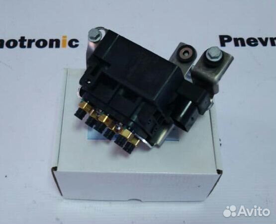 Блок клапанов Audi A8 D3 4E, A6 Allroad Блок клапанов Audi A8 D3 4E, A6 Allroad