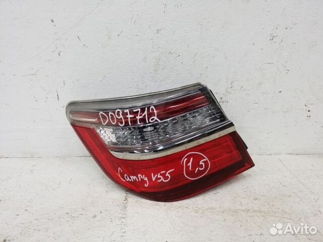 Фонарь задний лев наружный Toyota Camry V55