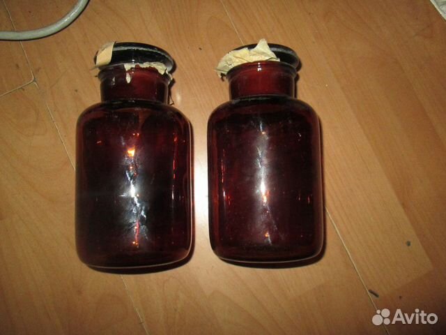 Бутыли/банки 0,6 л с притертыми крышками, темные