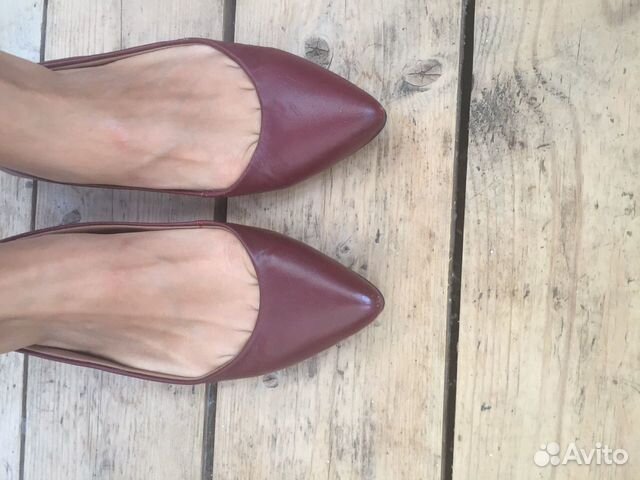 Балетки с острым носом