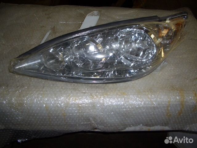 Фара левая Тойота Камри V30 c05-06г. новая